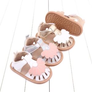 Crown sandals