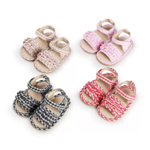 Ruffle sandal